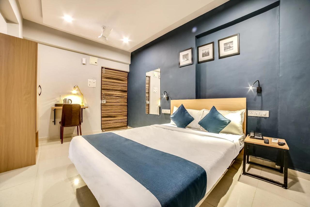 Hotel Bhumi World Bhiwandi Exterior foto
